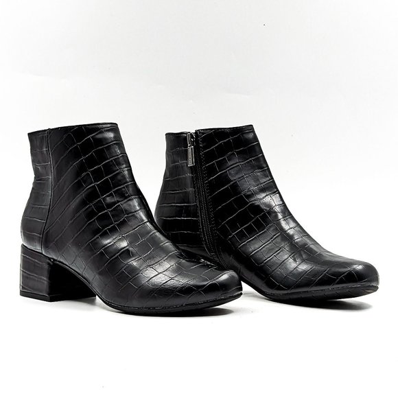 Kenneth Cole Women Road Stop Black Vegan Leather office Dressy Round Boots sz 7 - Picture 1 of 12